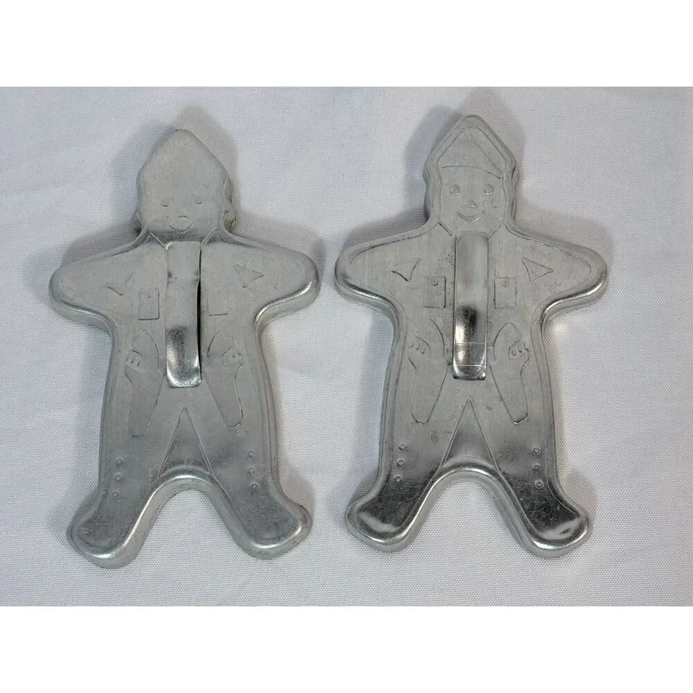 Vintage Metal Christmas Cookie Cutters Santa Gingerbread Men Lot 1960s Tin